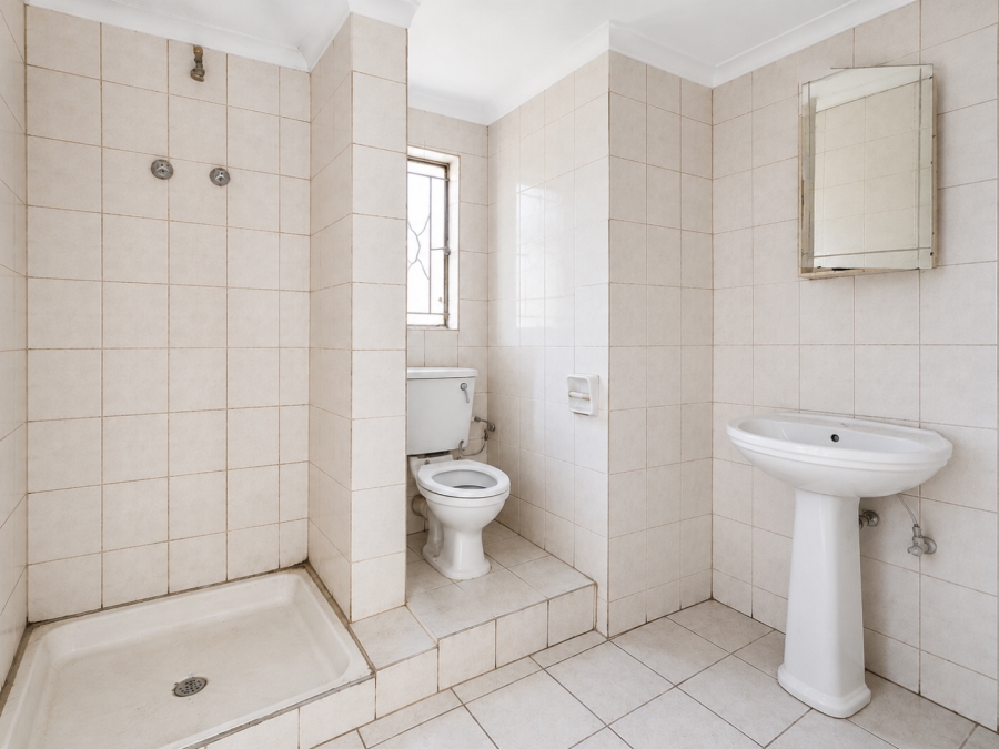 4 Bedroom Property for Sale in Ladybrand Free State